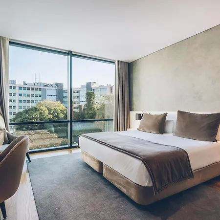 Iberostar Selection 5* Lisbon
