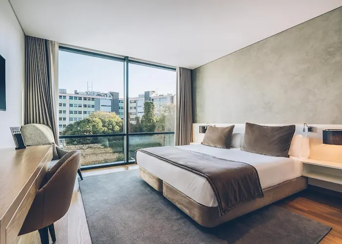 Iberostar Selection 5* Lisbon